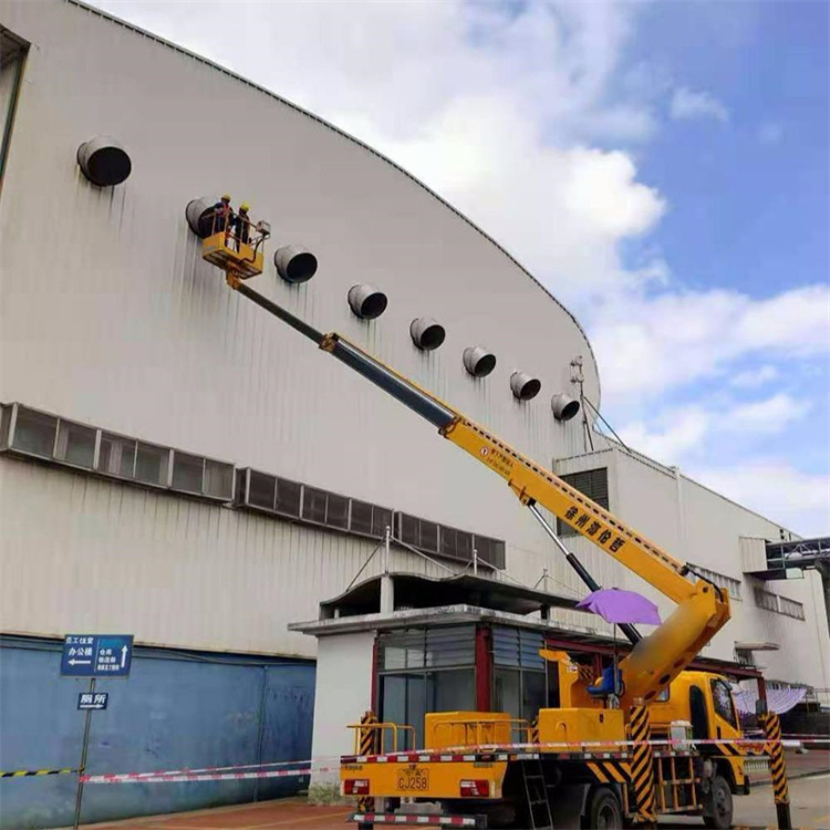 安庆高空作业车出租服务：专业广告牌安装解决方案